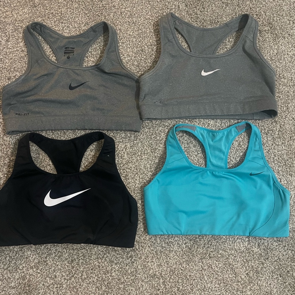 Nike Gray and Black Sports Bras for Active Comfort